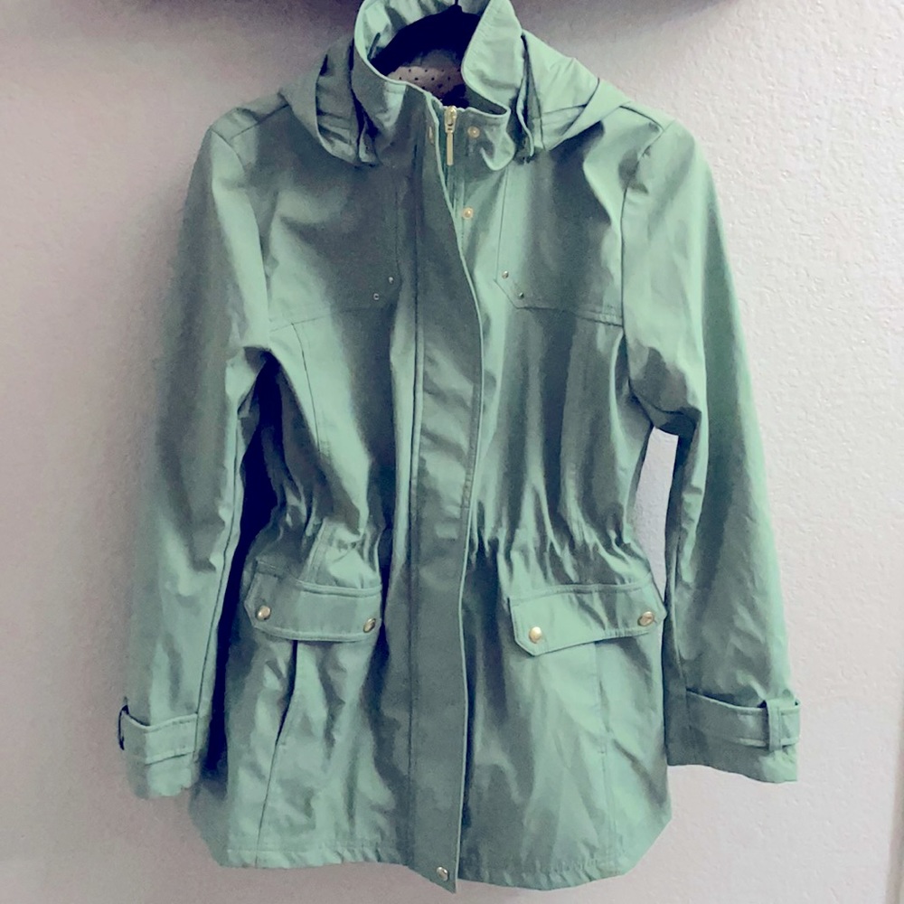 Women’s rain coat minty/ seafoam green